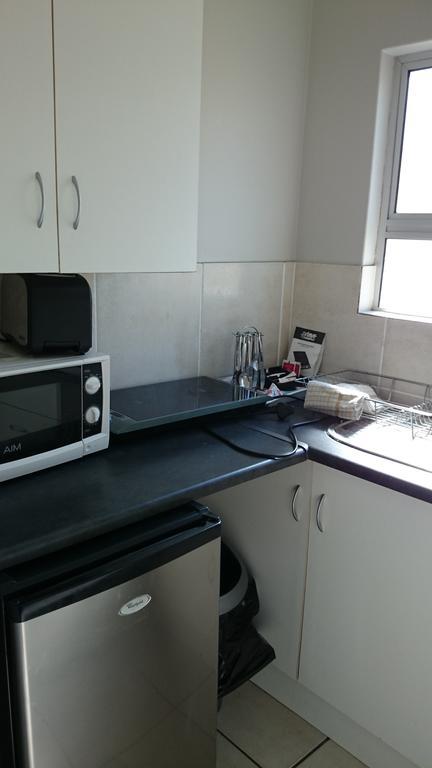 Riversway Guest House East London Esterno foto